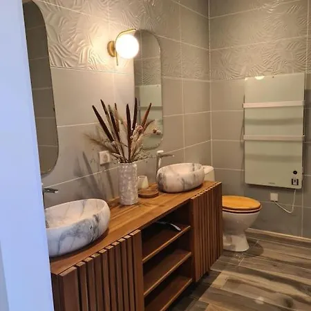 Сasa de vacaciones Charmante Maison De A Deux Pas De La !